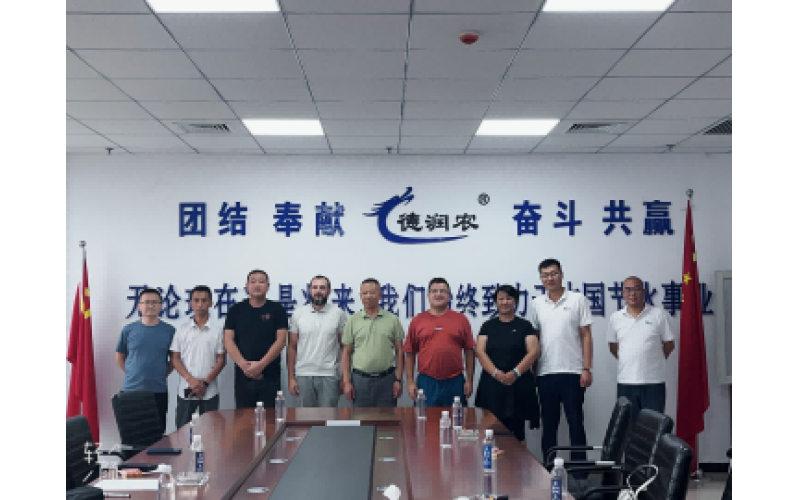烏茲別克斯坦吉扎克有機種植農(nóng)場技術總監(jiān)Rakau Aliaksei Technical Director一行來我公司考察調研
